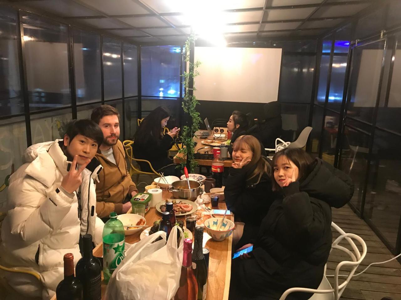 Fun Fun Stay Guesthouse Seoul Exterior photo